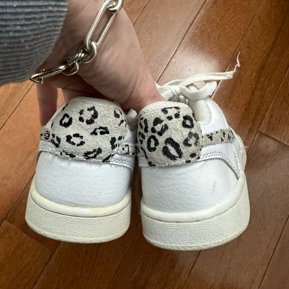 Women’s White Cheetah Nikes 6 - Picture 4 of 6